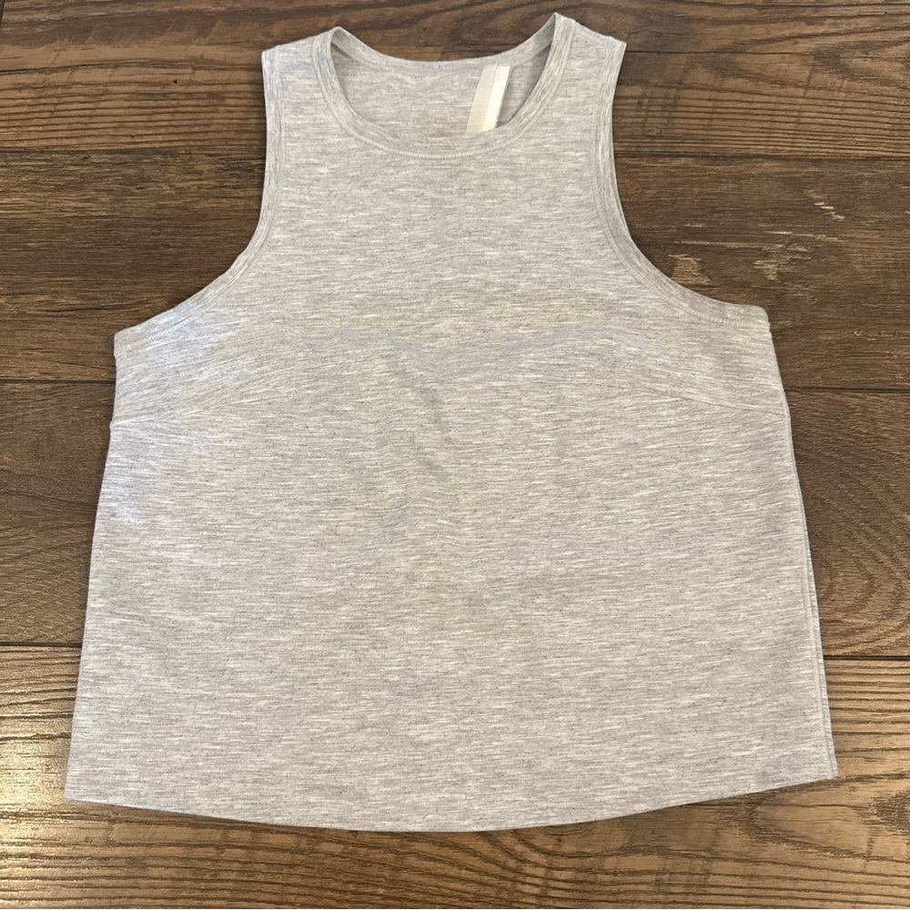 Lululemon Minimal Tank Top Heather Grey‎ Size 2